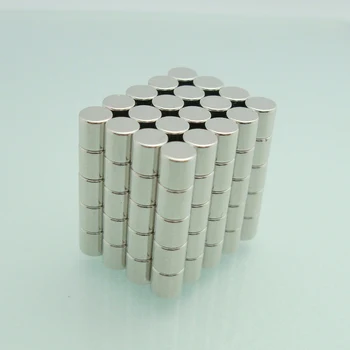 100vnt 4x4mm Stiprus Cilindro Retųjų Žemių Magnetas Neodimio Urmu Lapas N38H Mini Maži, Apvalūs Magnetai Diskas 4*4mm Magnetinės Medžiagos,