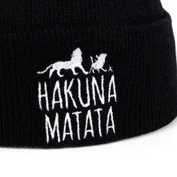 2019 naujas HAKUNA MATATA skrybėlę Vyrų, moterų žiemos skrybėlę mados siuvinėjimo Hip-hop Atsitiktinis Manžetai Beanies variklio Dangčio
