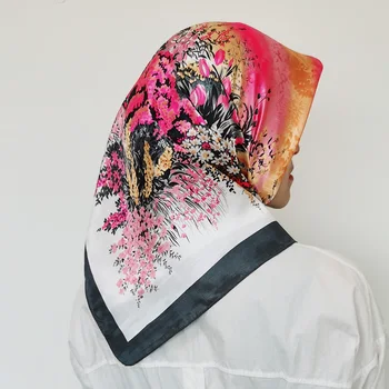 Aikštėje Šilko Šalikus Moterims Foulard 90*90cm Satin Plaukų Galvos Hijab Šalikas Ponios Aikštėje Skara Wrap Gėlių Duslintuvo Bandanna Moteris