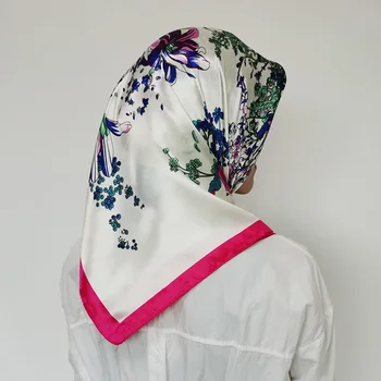 Aikštėje Šilko Šalikus Moterims Foulard 90*90cm Satin Plaukų Galvos Hijab Šalikas Ponios Aikštėje Skara Wrap Gėlių Duslintuvo Bandanna Moteris