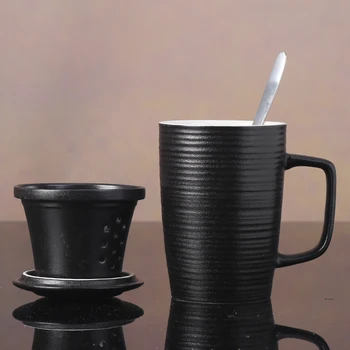 Biuro puodelis Su Dangteliu Didelės Talpos Užsakymą Keraminiai filtrai Taurės Office Linijinės Paprastas Butelis Vandens Kelionės Kavos Puodelis Puodelis