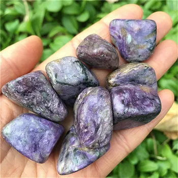 Didmeninė poliruotus kvarco gamtos violetinė charoite ritosi kristalai gydomųjų akmenų feng shui
