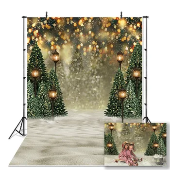 Fotografijos fonas Kalėdų eglutė derliaus šviesos žiemos bokeh blizgučiai fone fotostudija šviečia snaigės fone