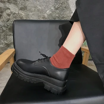 Japonijos nauji maži batai 