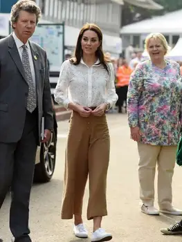 Kate Princesė balta ilgomis rankovėmis cutwork viršų ir moterų kietas kelnės rinkinys
