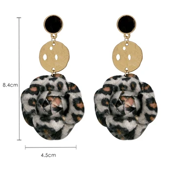 Mados temperamentas paprasta leopard gėlių geometrijos žiedas metalo vėjo ilgai dalyje laukinių moterų auskarai