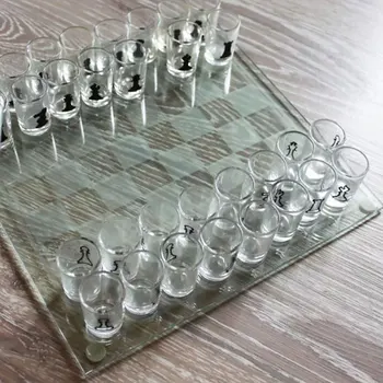 Maža Taurelė Šachmatų Lenta Geriamojo Žaidimas Pažangios Interaktyvios Išskirtinį Kūrinys Įdomus Žaislas, Skirtas Kelionės Šalis