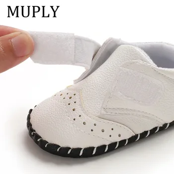 Nauji Kūdikių bateliai Oda Moccasin kūdikių footwears black bateliai Naujas gimęs odos berniuko batai 0 -18M Kūdikiams whoesaler