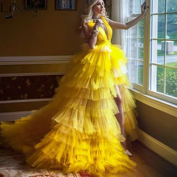 Nuostabi Yellow Aukštas Žemas Prom Dresses, Uždusęs Pakopų Tiulio Giliai V Kaklo Inscenizacija Oficialų Suknelė Valymo Traukinio Vakare Šalies Chalatai 2020 M.