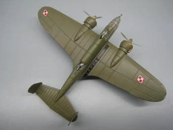 Retas Specialus Pasiūlymas: 1:144 Lenkija per antrąjį pasaulinį Karą, P-37 Briedžių Bombonešis Modelis Lydinio gatavų gaminių Kolekcijos Modelis