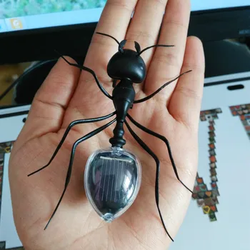 Saulės Imitacija Vabzdžių Žaislai Ant Automobilio Drugelis Tarakonai žiogas voras vėžlio nereikia Baterijos Gali veikti Juokinga biedronka žaislai