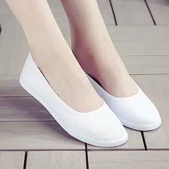 Slaugytoja batai moteriška balta plokščiadugnis grožio batai moterims drobės laisvalaikio sportbačiai slip-on vulcanize moterų balti bateliai