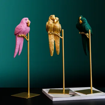 Šiaurės Kūrybos Dervos Imituojant Gyvūnų Papūga Paukštis Amatų Papuošalai, Aukso Ir Modernių Namų Darbastalio Apdaila Miniatiūrinės Figūrėlės