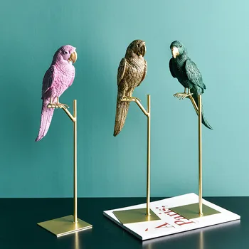 Šiaurės Kūrybos Dervos Imituojant Gyvūnų Papūga Paukštis Amatų Papuošalai, Aukso Ir Modernių Namų Darbastalio Apdaila Miniatiūrinės Figūrėlės